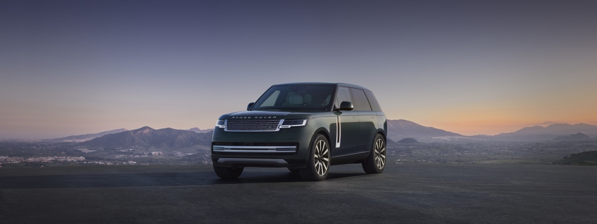 Range Rover Electric koster fra 1 955 900 kroner og får 599 km rekkevidde